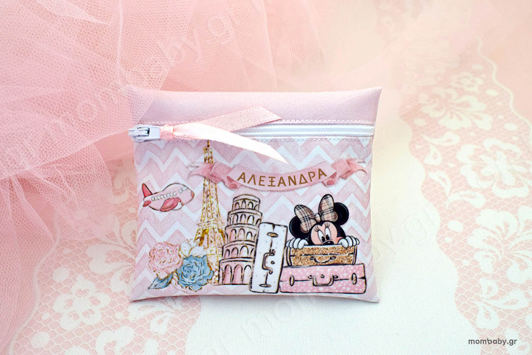 Minnie Mouse Travel
